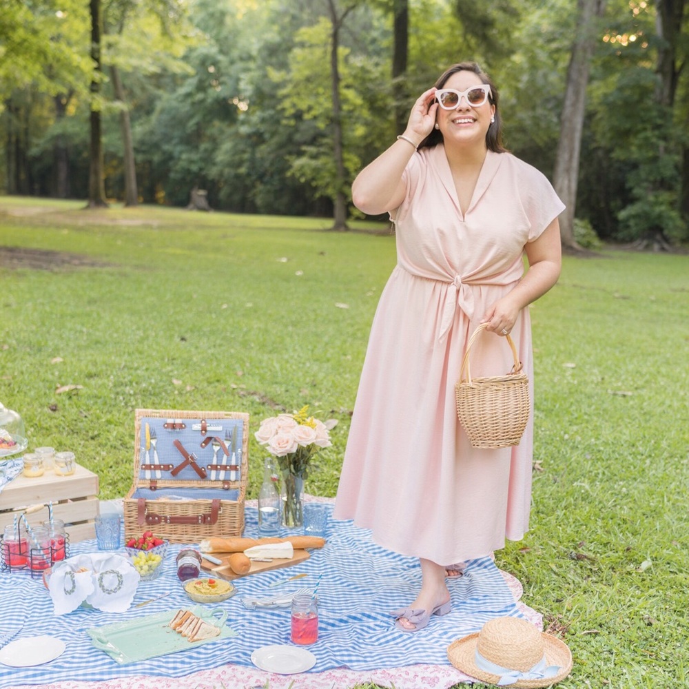 Gal Meets Glam Pink Midi Dress